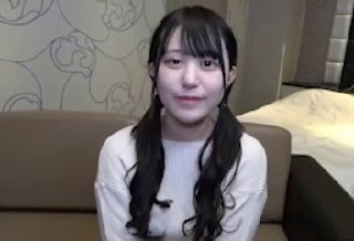 王怡苏公司新来的文员人妻